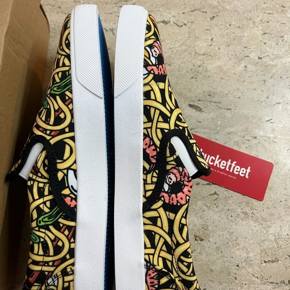 Bucketfeet-Ramen Noodles all Over Size 9.5W Women’s Size 8M Mens